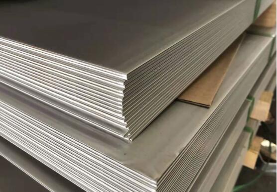 What are the advantages of 304 stainless steel plate?