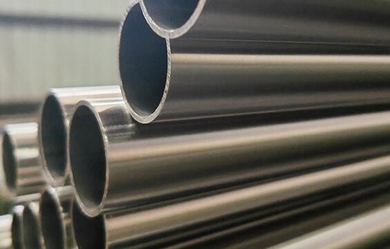 Corrosion of stainless steel 304 pipeline welds