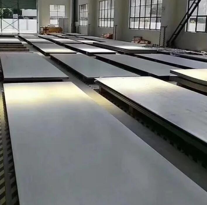 Hot rolled stainless steel plate